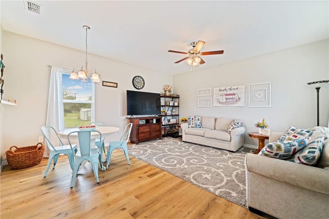 1109 W Nelson Avenue – photo 3