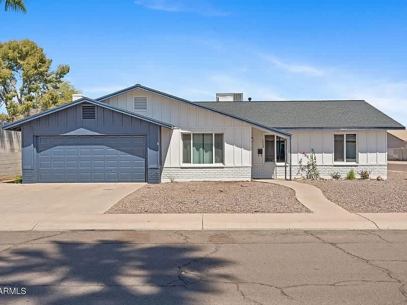1664 E DEL RIO Drive – photo 3