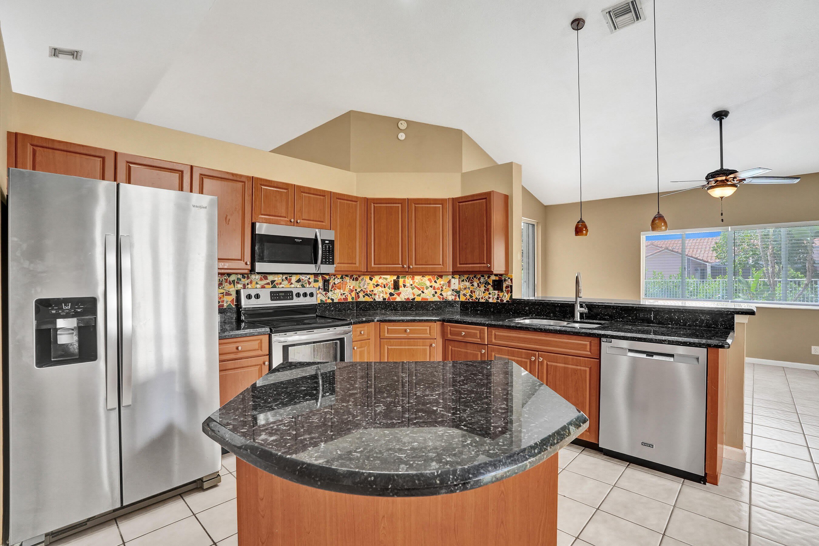 10304 NW 50th Court – photo 5