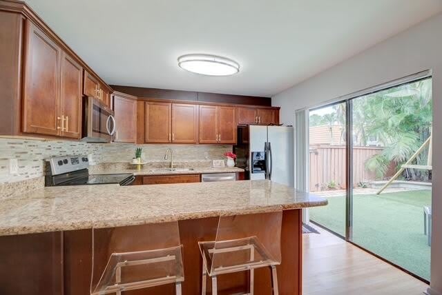 2903 SW 11th Place N – photo 2