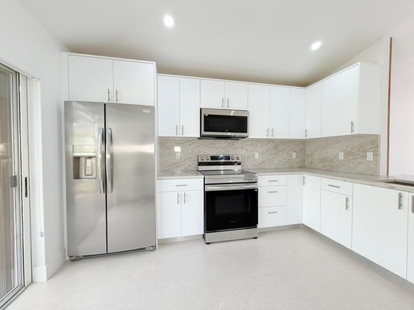 20841 NW 1st Street, Pembroke Pines, FL 33029 – photo 4