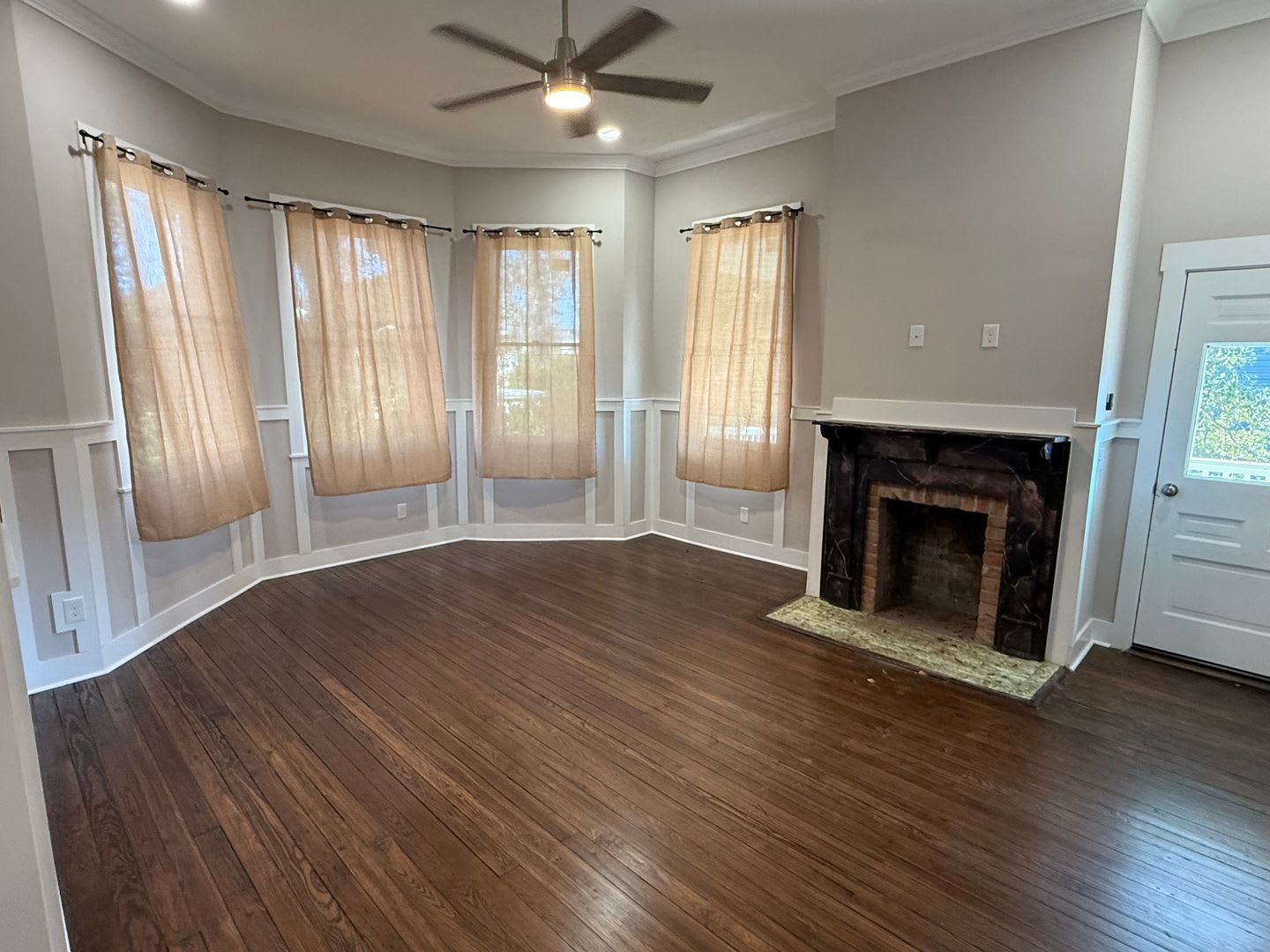 MOVE IN READY – photo 3