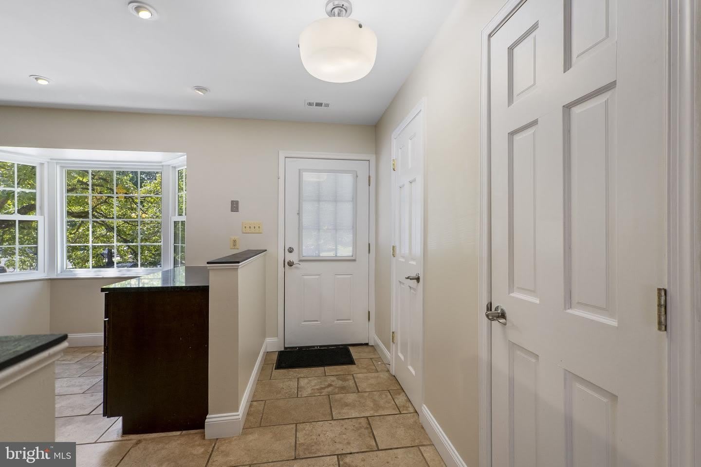 124 Barnsfield Ct 216 – photo 3