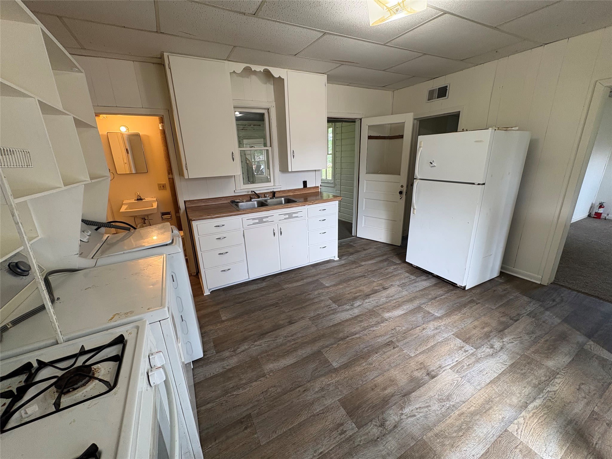 1809 6th Street E – photo 3