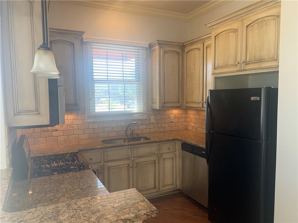 2645 S Everest Avenue – photo 5