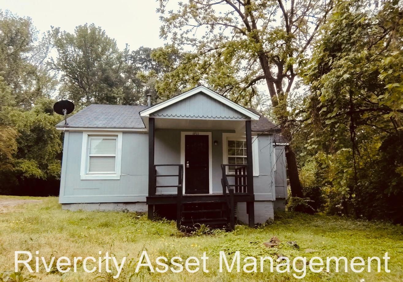 1911 The Oaks Avenue – photo 1