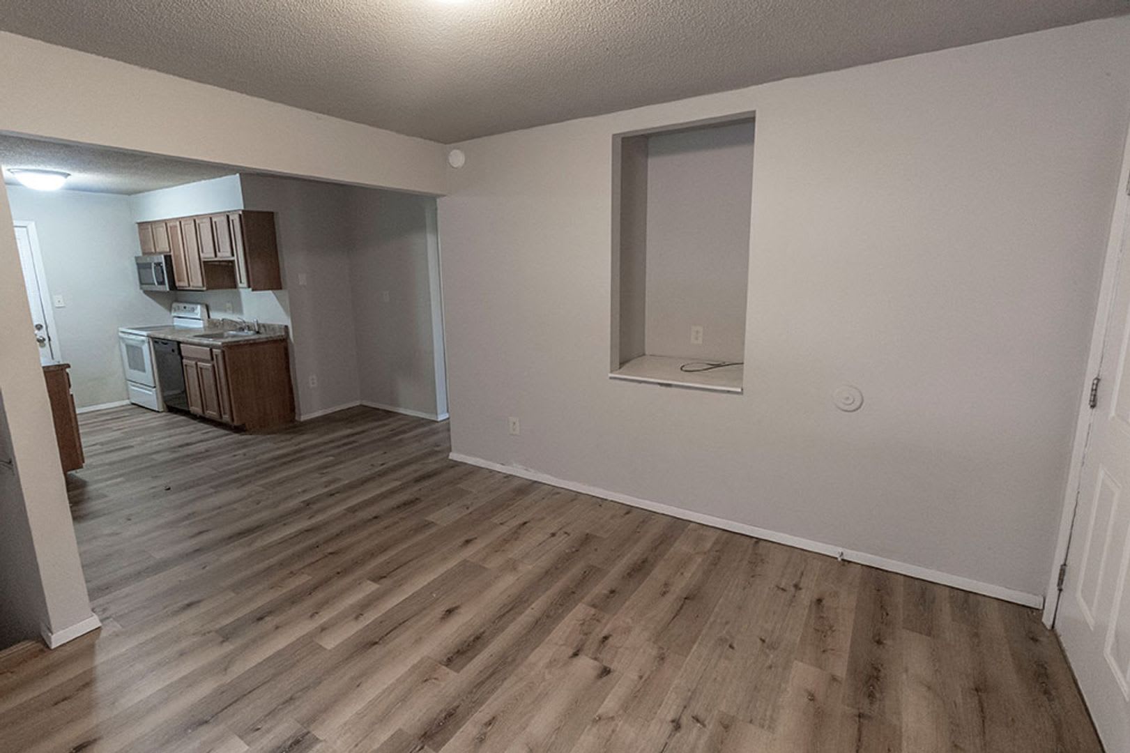 Central 4 bedroom Duplex – photo 4