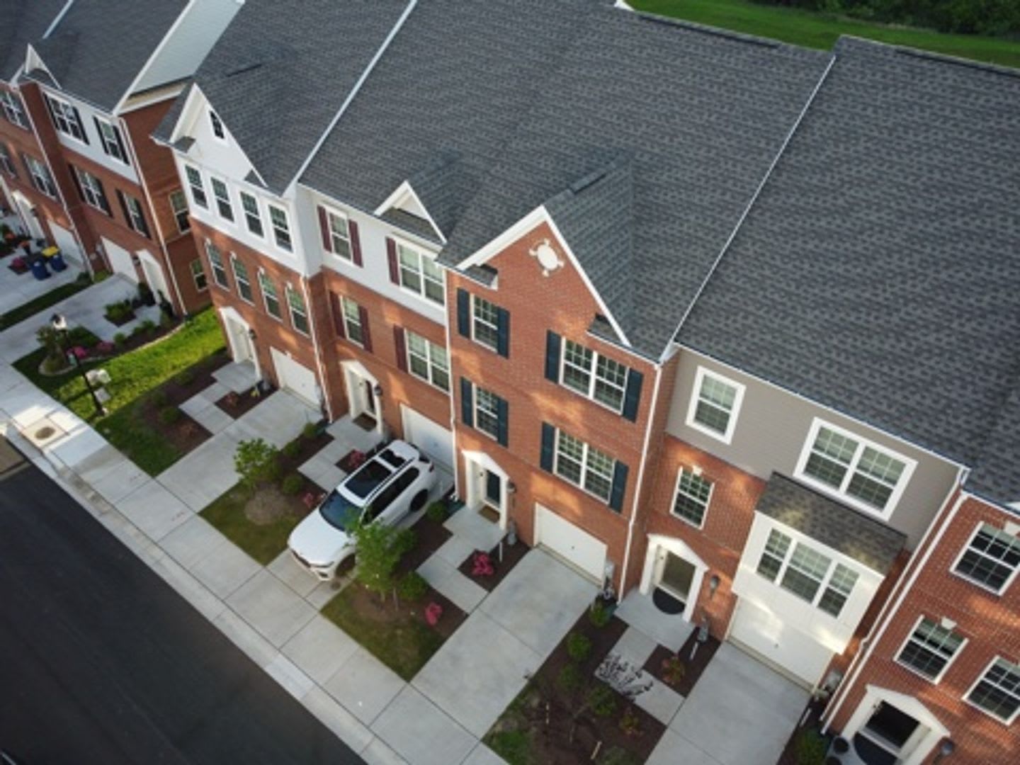 Spacious 3BR Townhome in Elkridge – photo 2