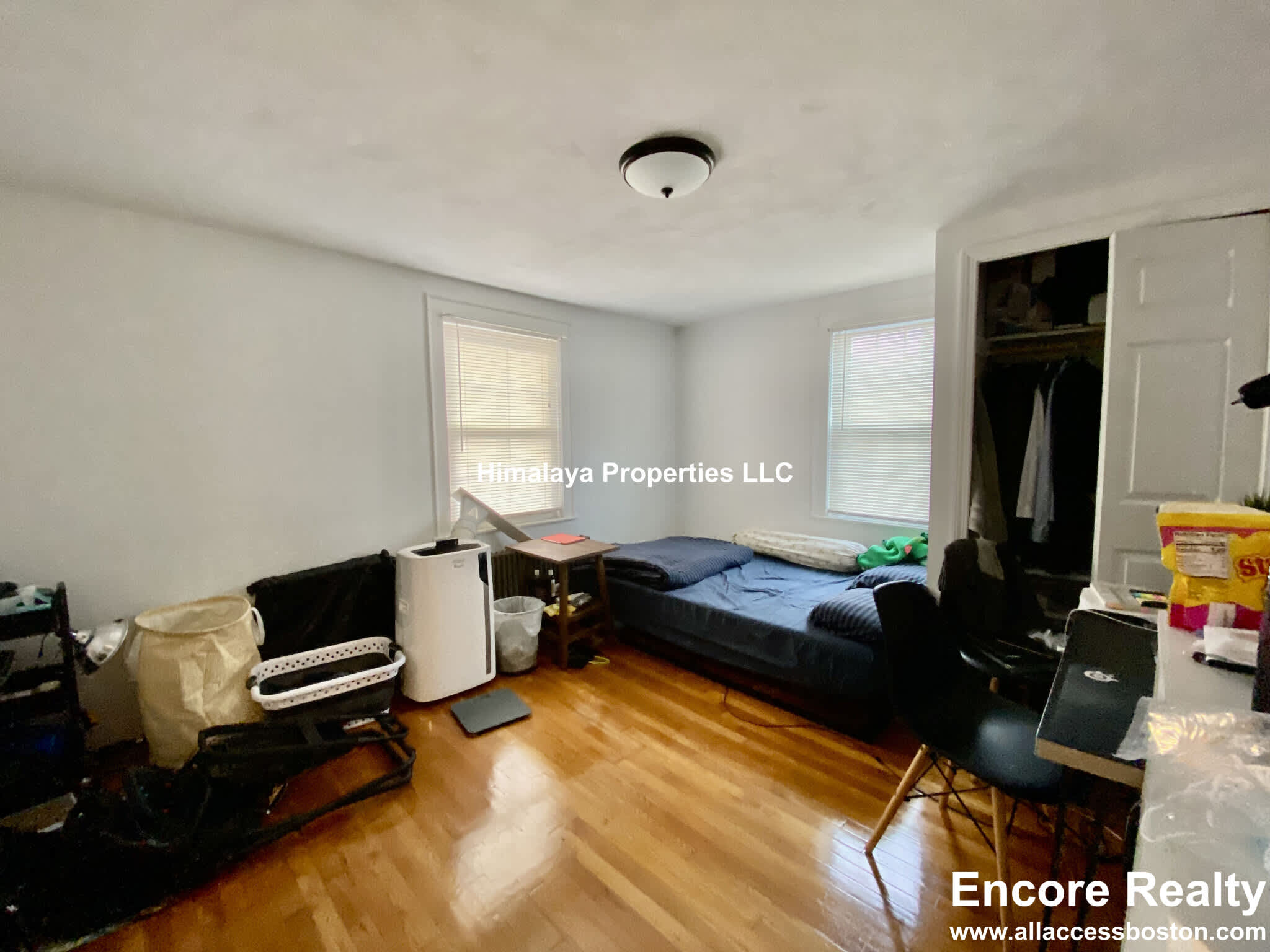 136 Burget Ave – photo 4