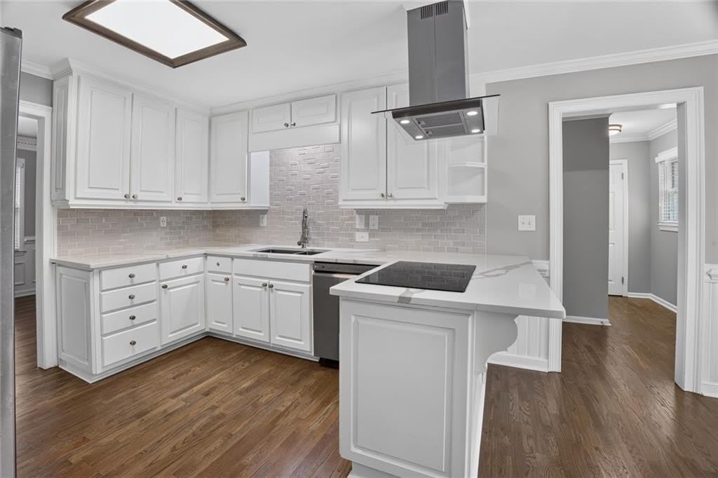 2982 Northbrook Drive – photo 1