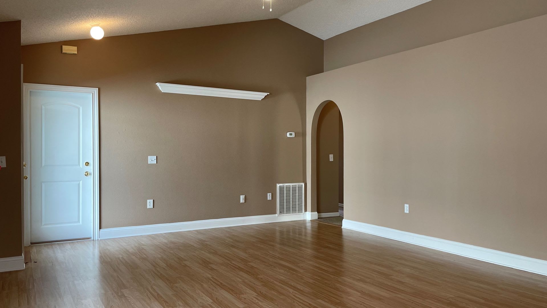 Spacious 3 2 In Arlington – photo 4