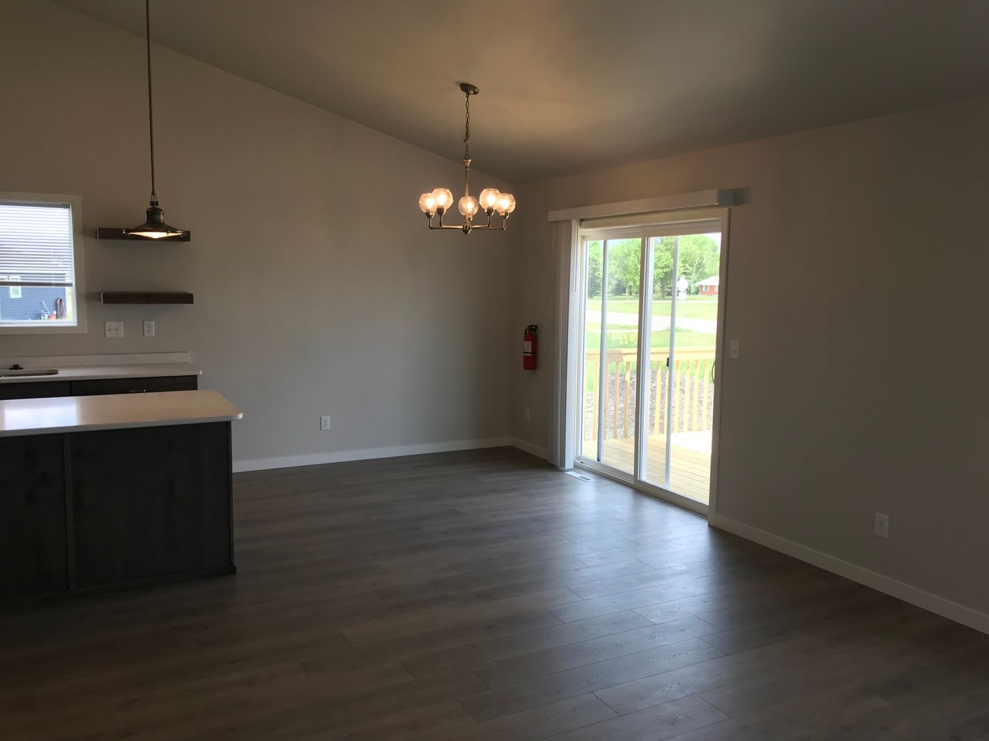 3 Bed 3 Bath Single Family Home – photo 5