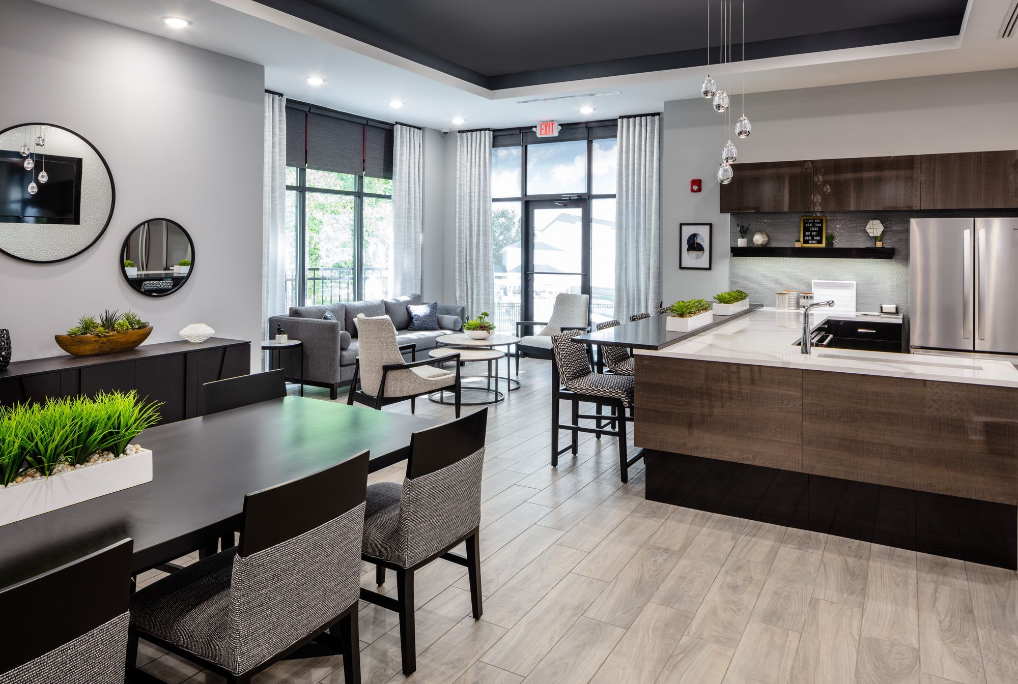 The Edge at Freehold – photo 2