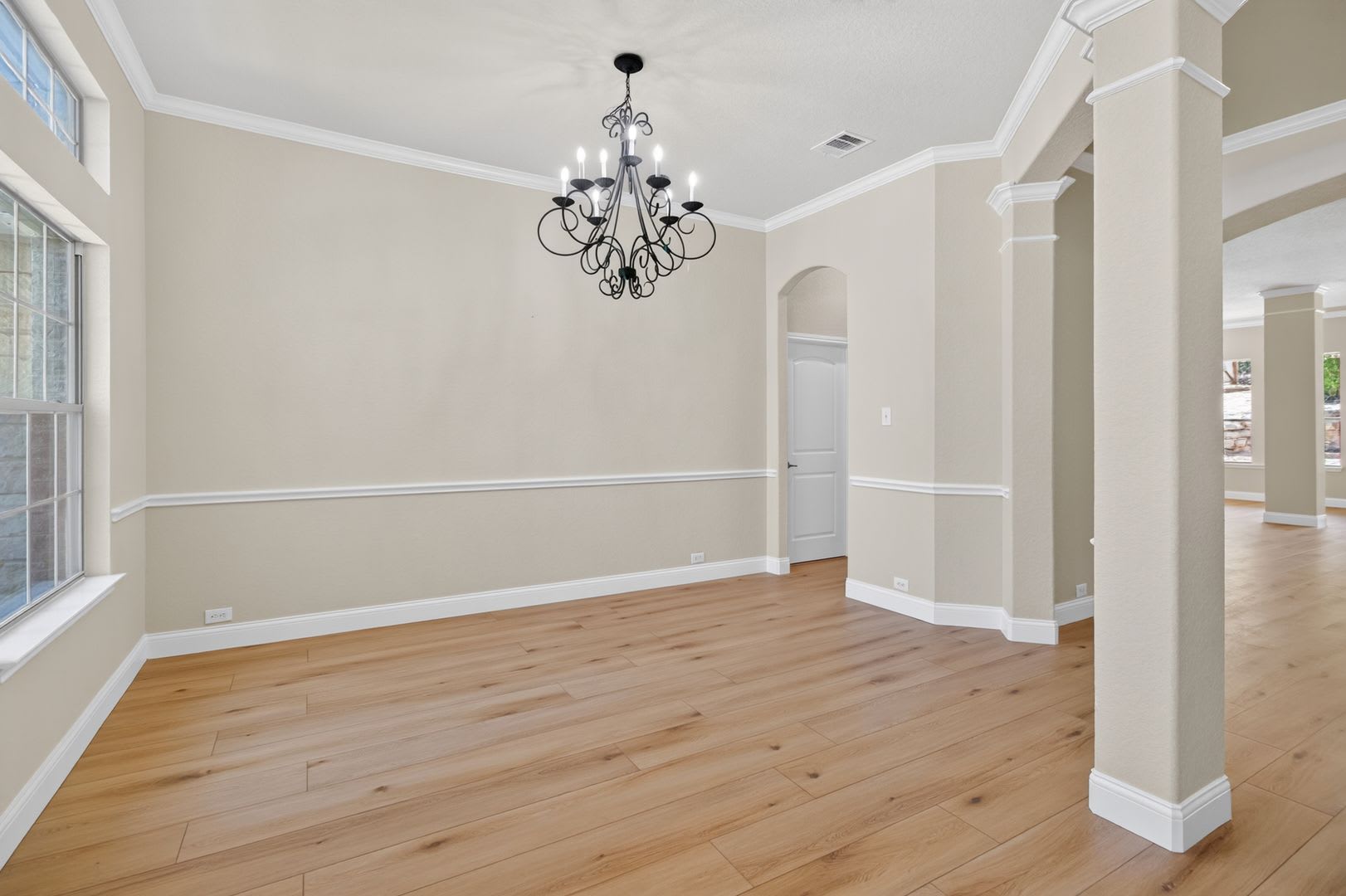 4 Bed / 3 Bath Gorgeous House for Rent! Available now! – photo 3