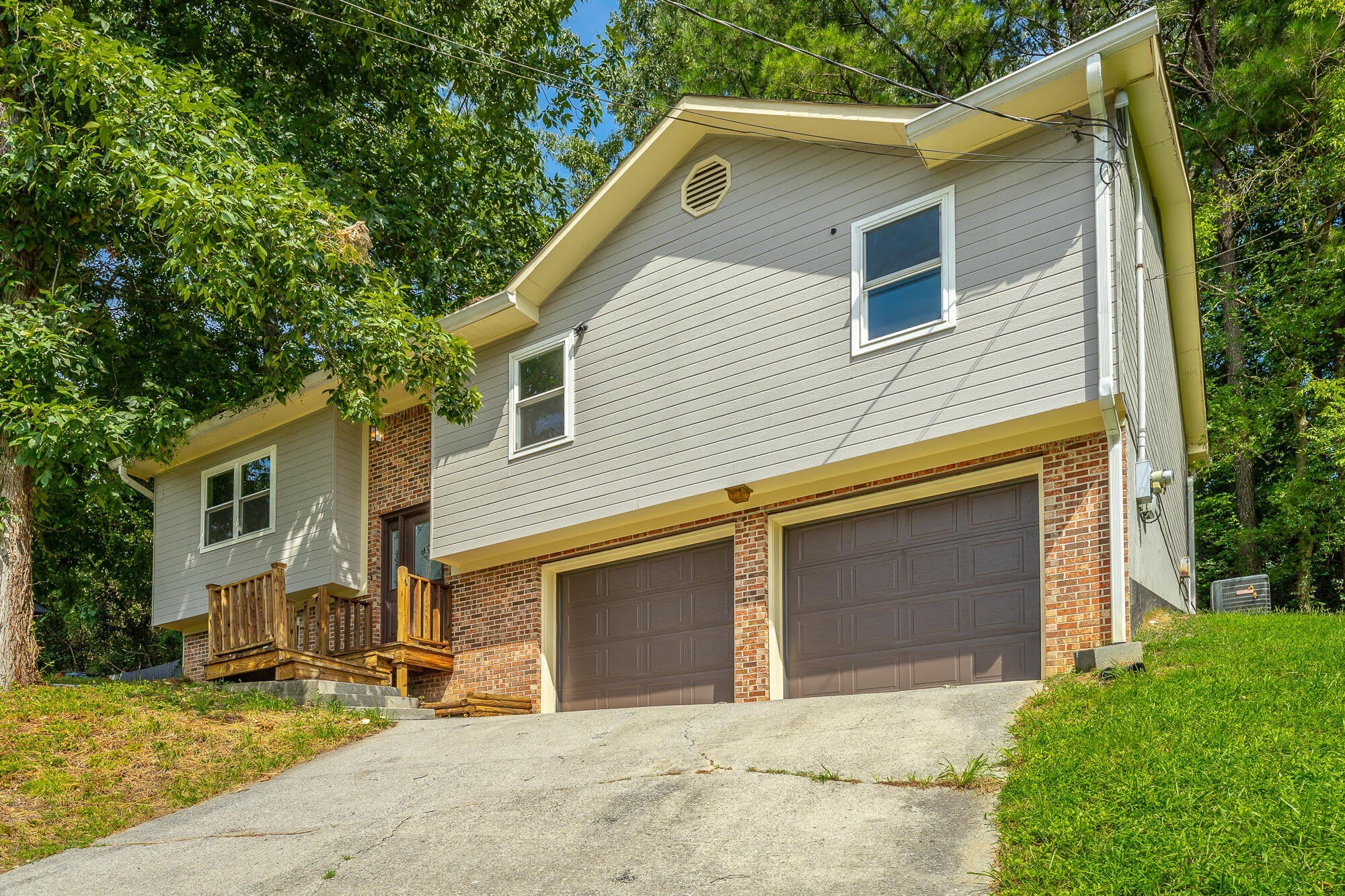 548 Benson Drive – photo 4