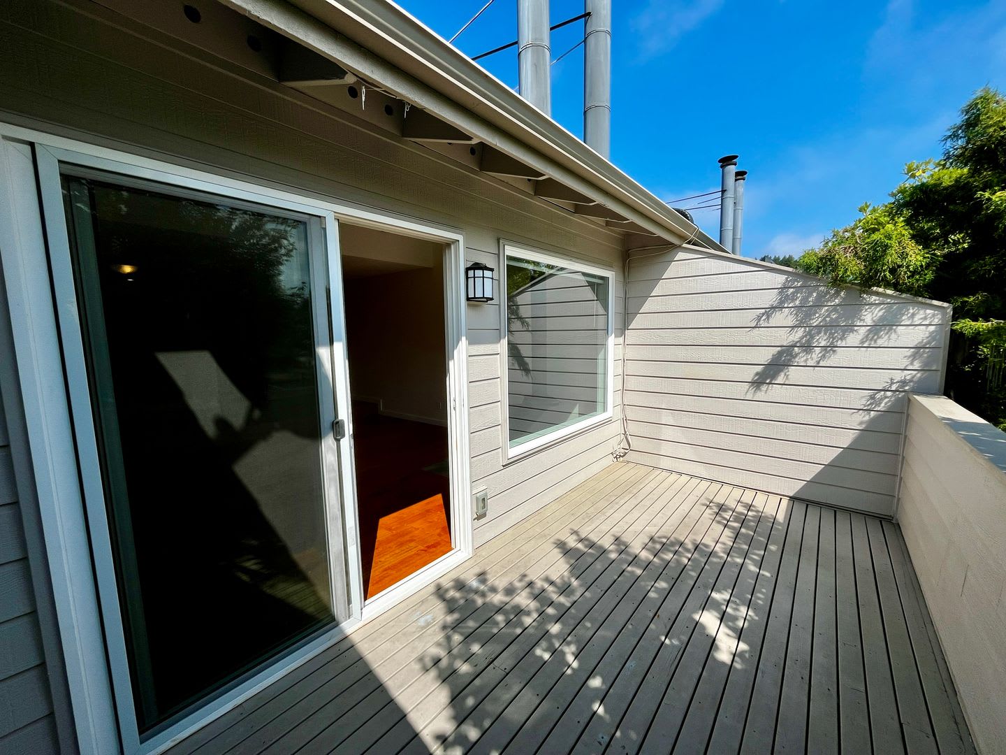 Adorable Condo Within Walking Distance to Winslow and Ferry – photo 5