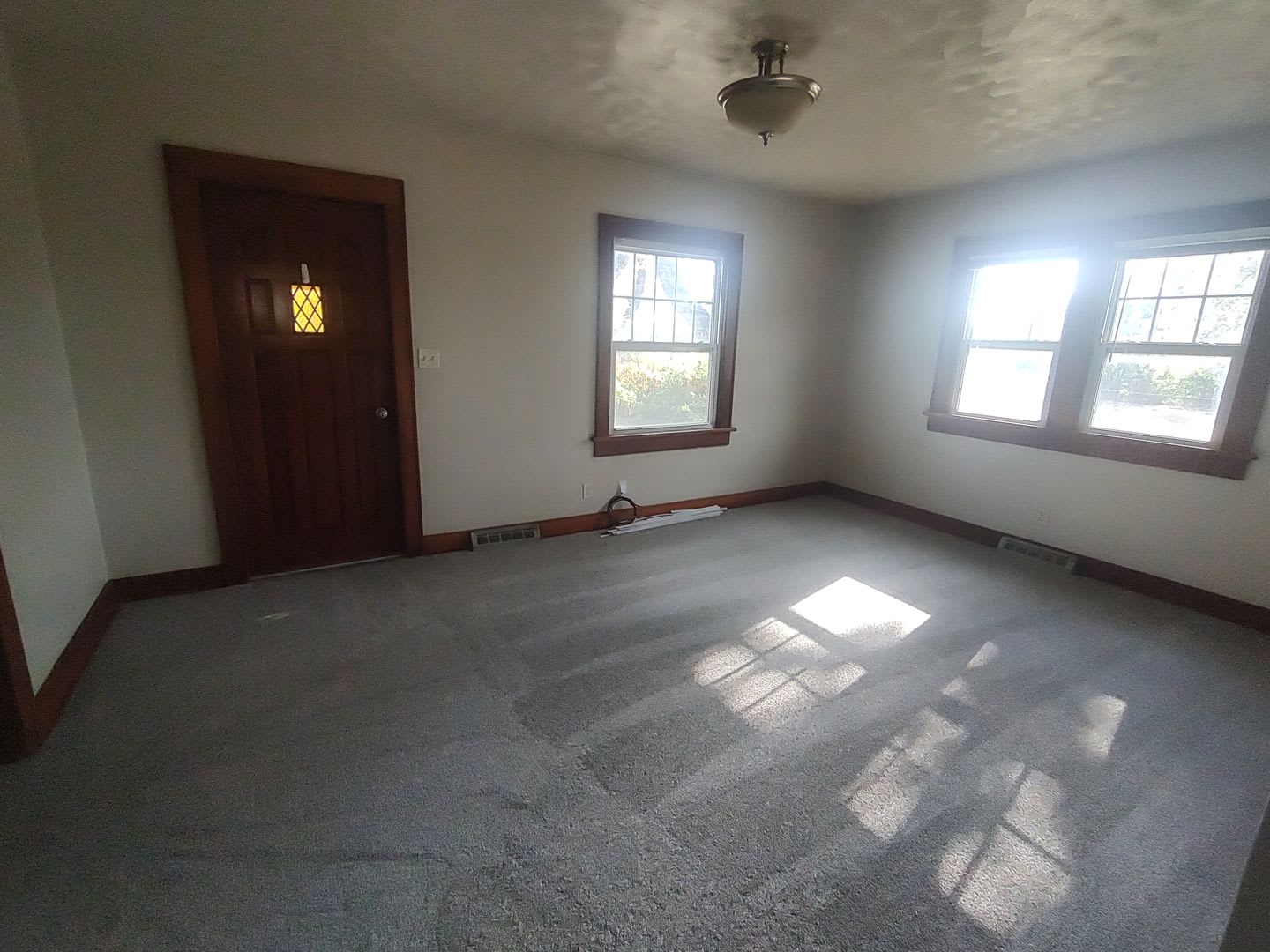 Charming 2 bedroom, 1 bath west of town in Viola (19000 W 55th St S) – photo 2