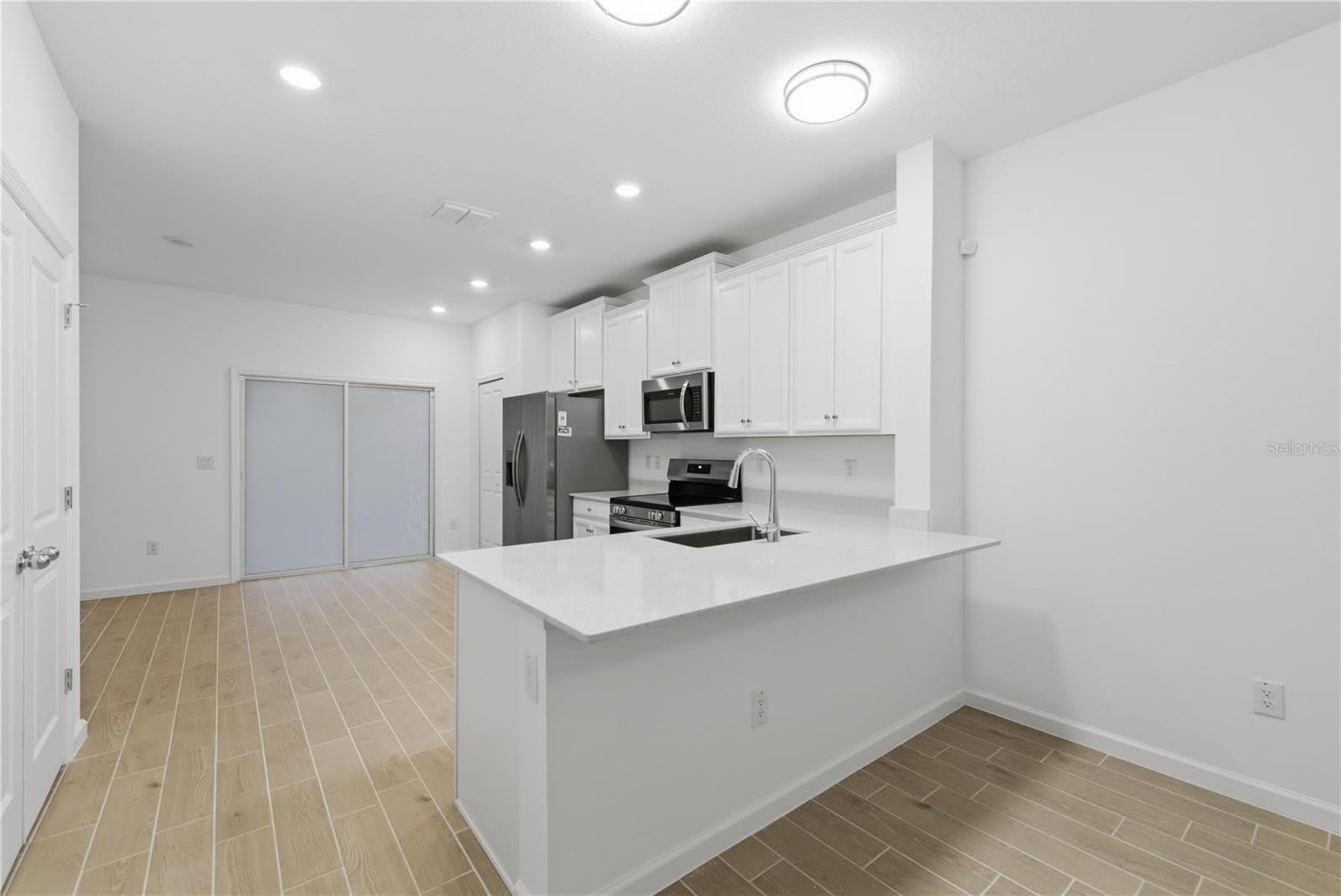 3409 SW 34TH AVENUE Circle – photo 5