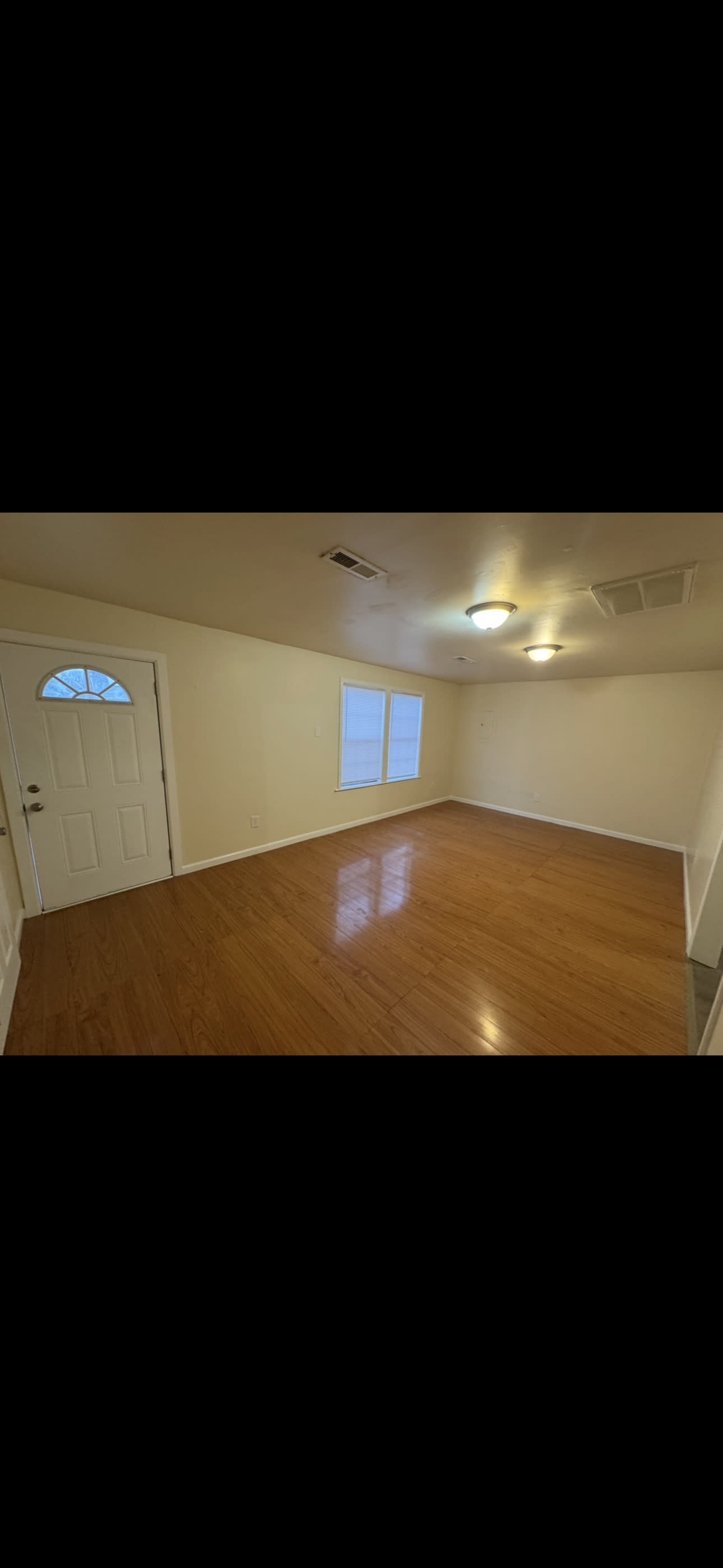 646 46th St – photo 5