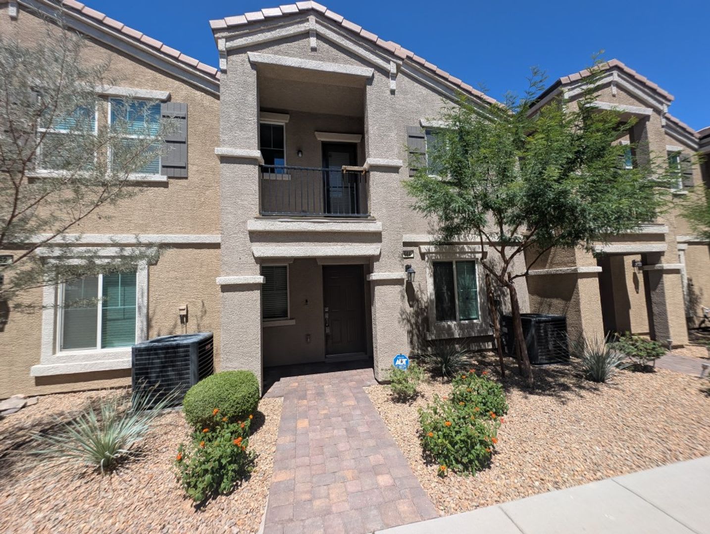 664 VETIVER LN – photo 1