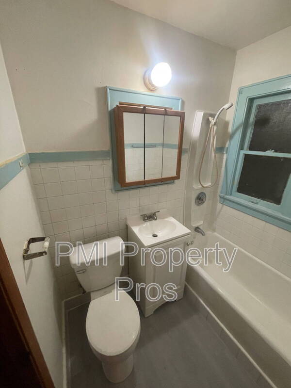 3432 E Cudahy Ave – photo 4