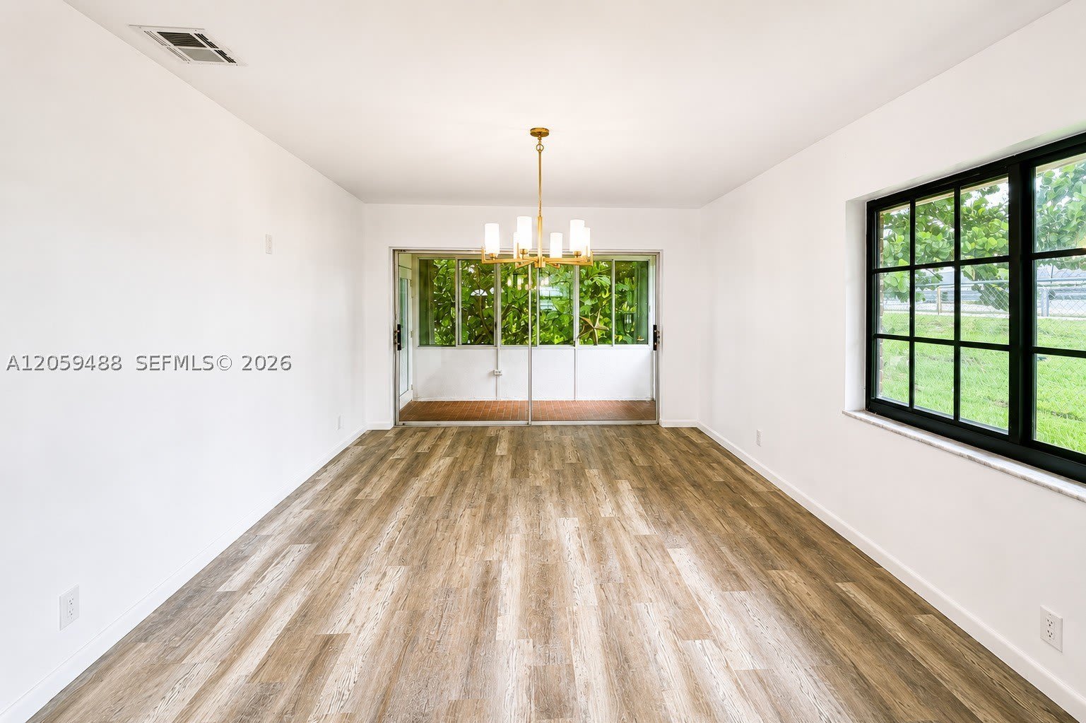 2401 NW 52nd St – photo 4