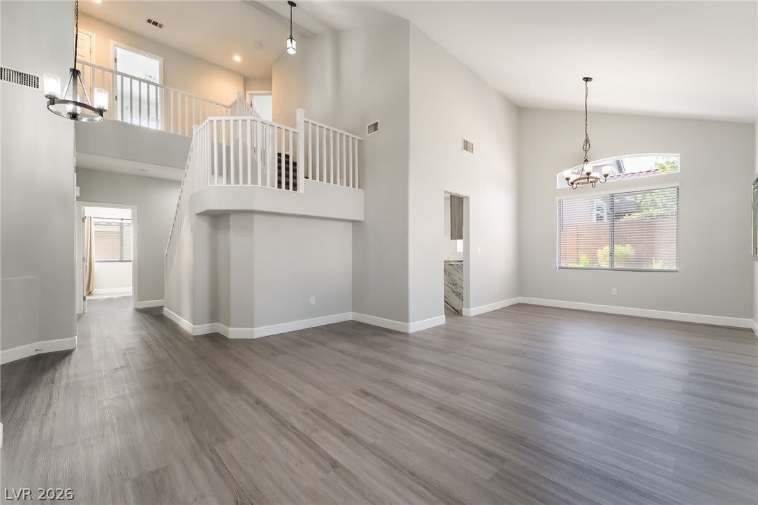 1583 Comfort Hills Street – photo 4