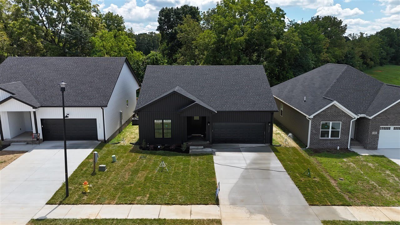 1177 Shallowford Street – photo 3