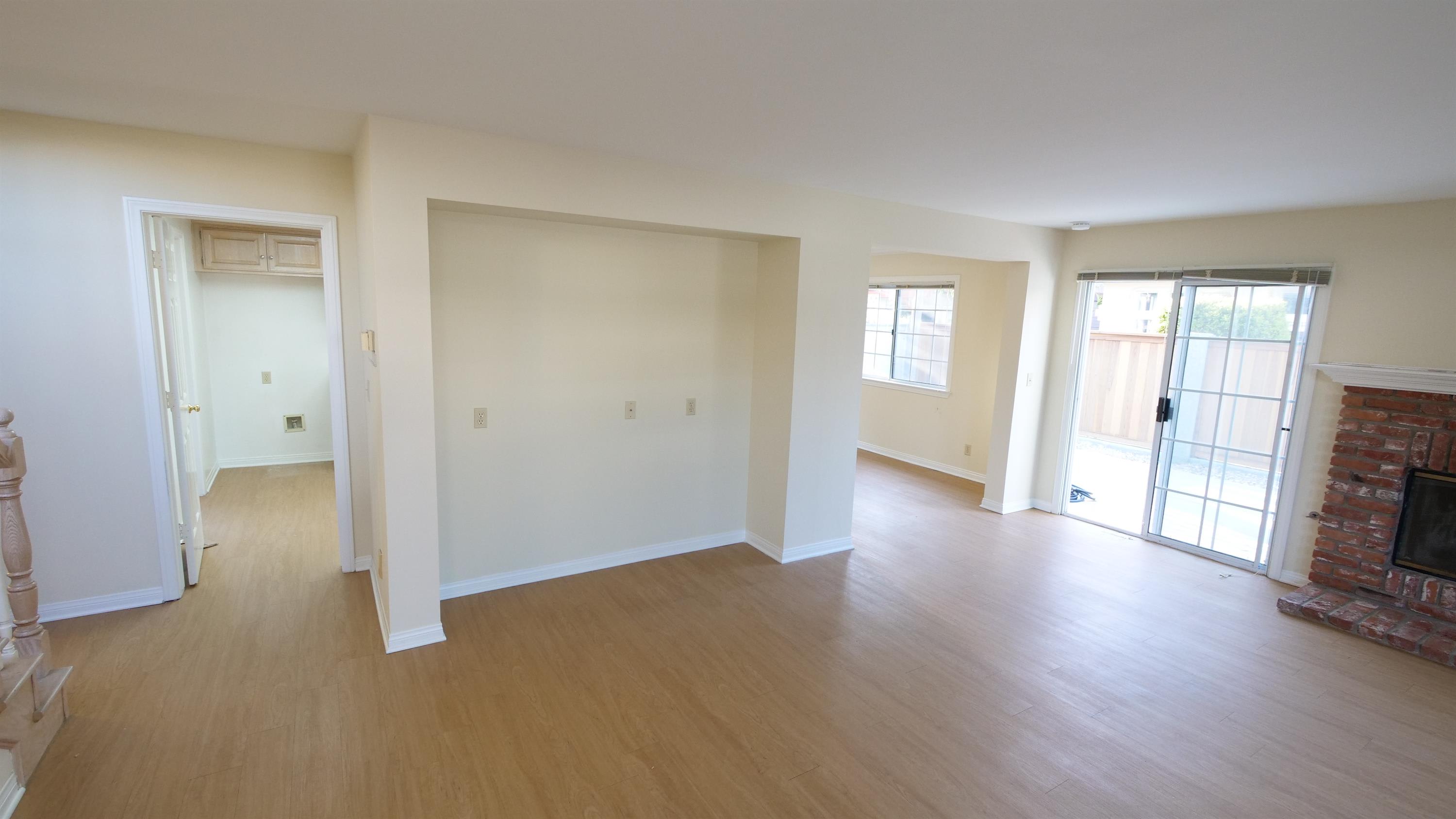 2219 Gates Avenue B – photo 3