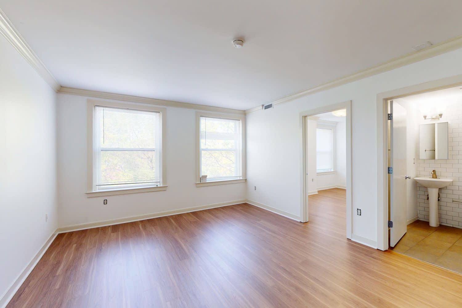 5503 Ne 49Th St – photo 3