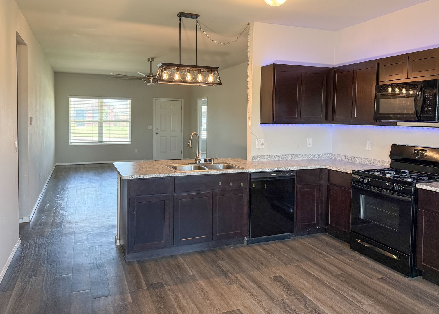 4 Bedrooms – photo 5