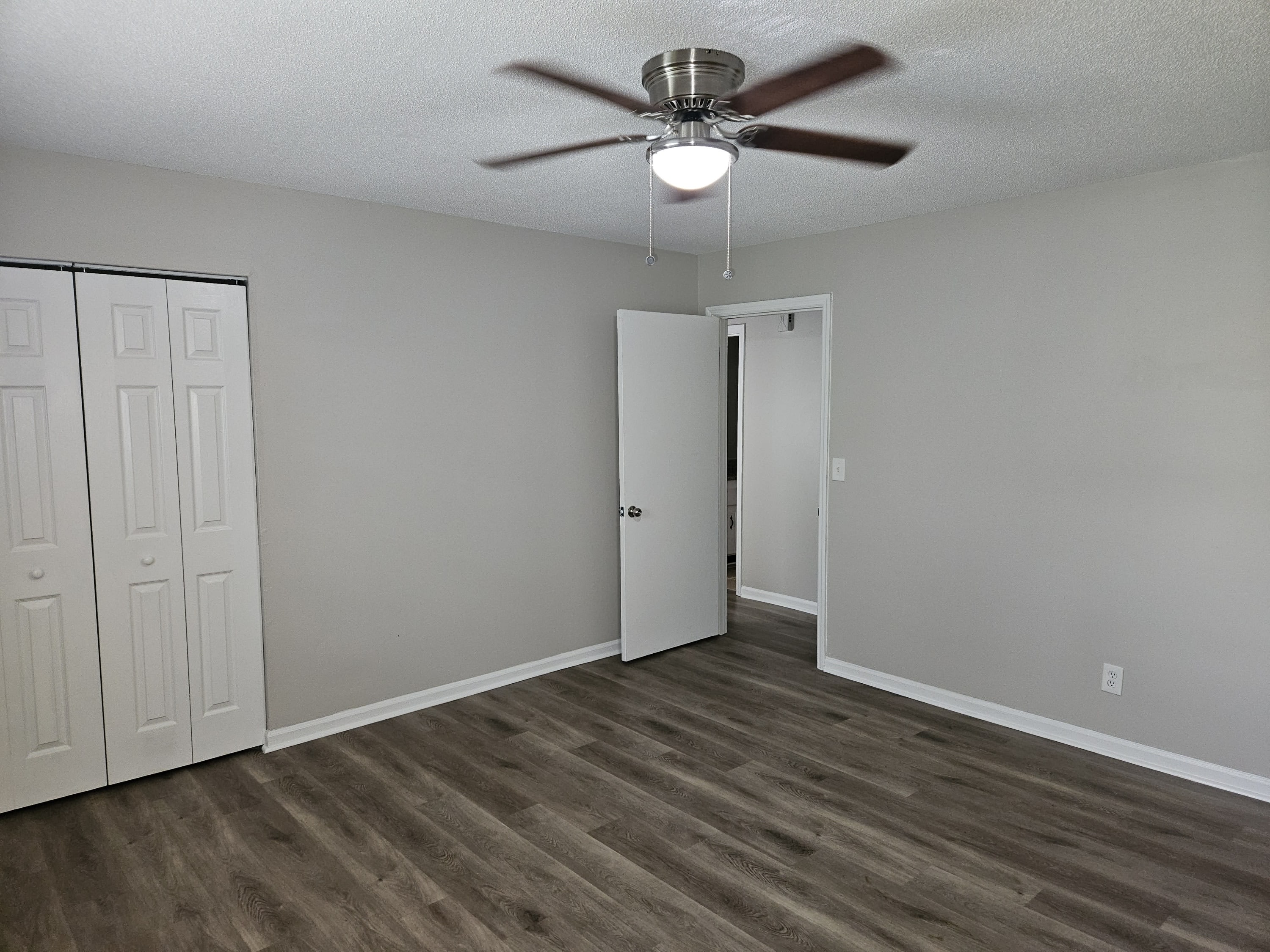1108 Thomas Lane – photo 3