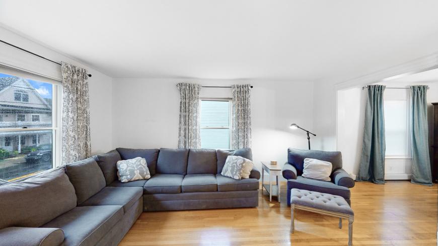 271 River Rd. – photo 2
