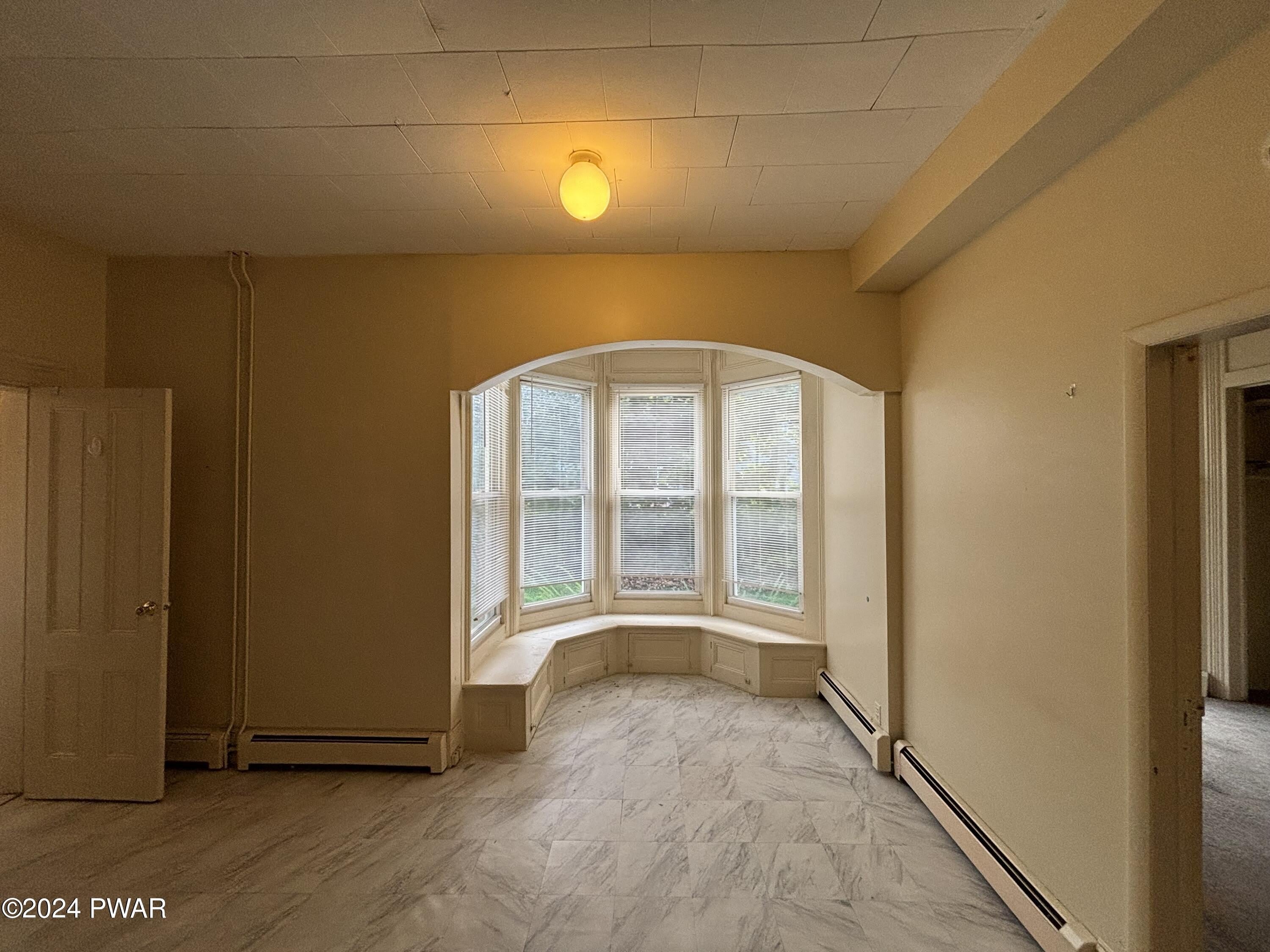 302 Avenue I – photo 4