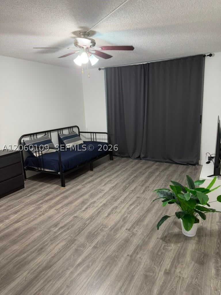 2541 Aragon Blvd – photo 2