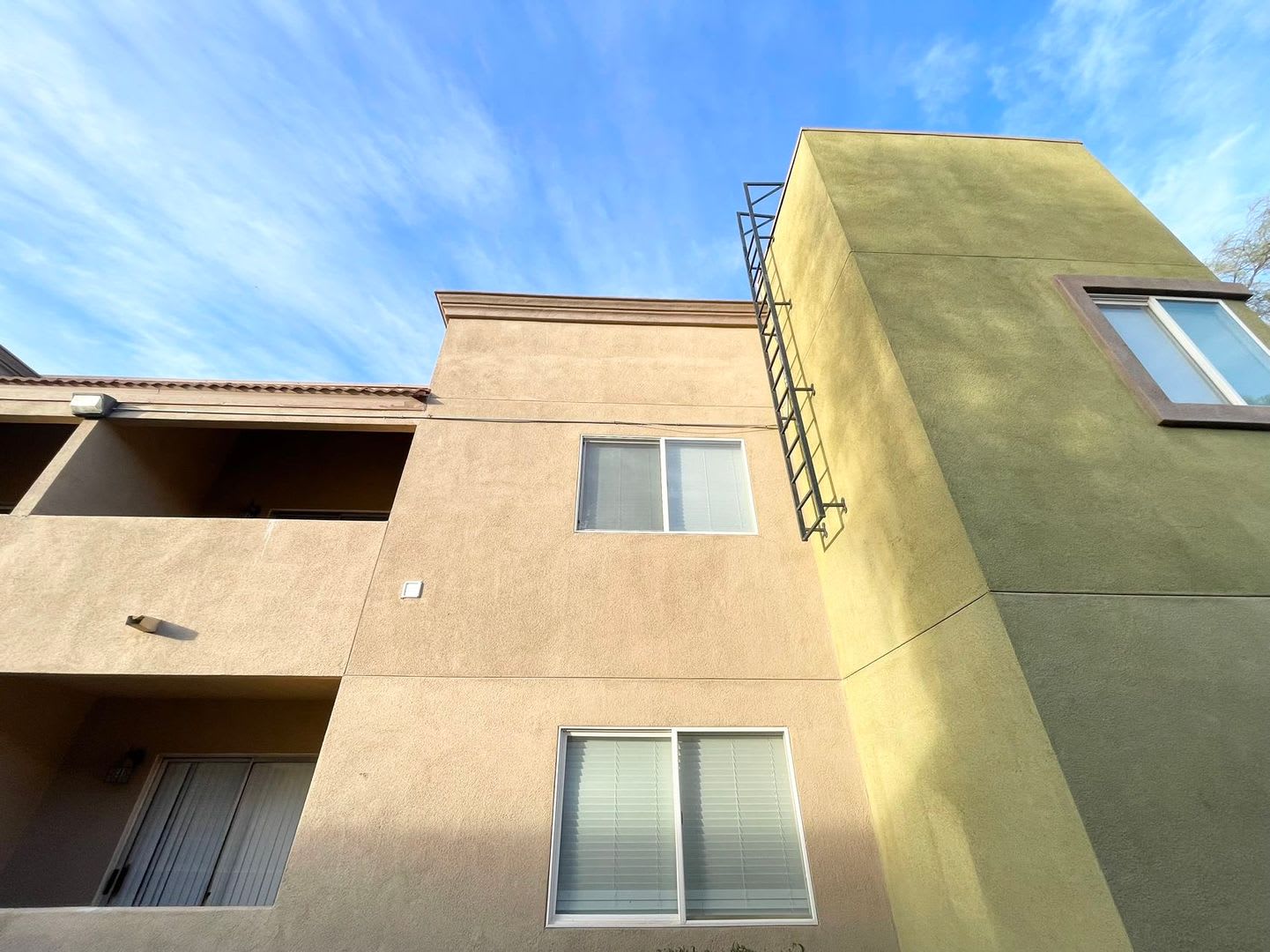 Gated Community Condo – photo 3