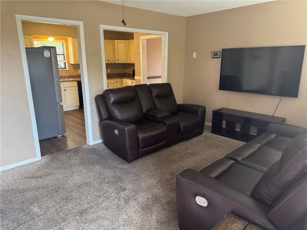 708 N 12th Place – photo 4