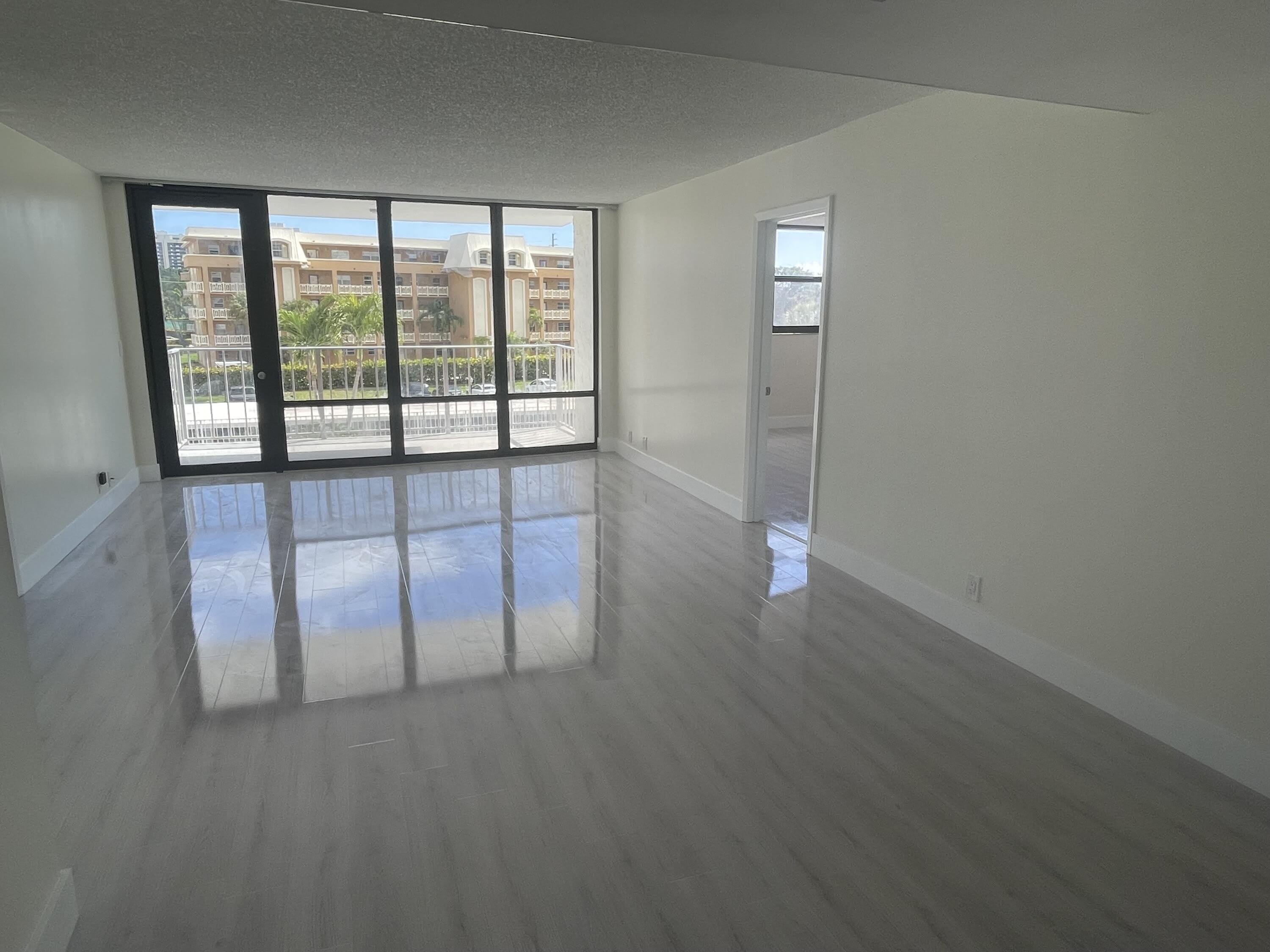 336 Golfview Road – photo 2