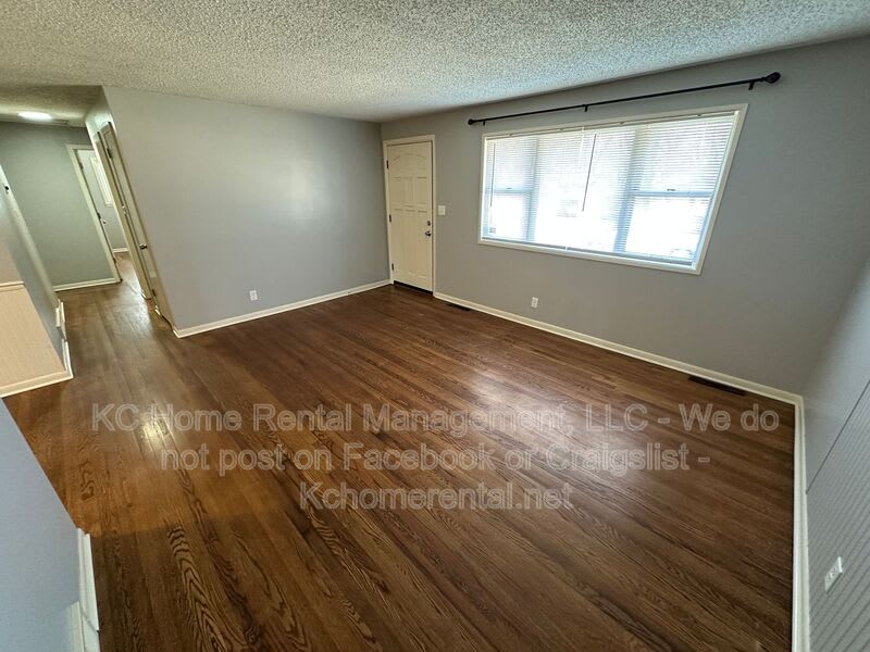 8603 Winchester Avenue – photo 5