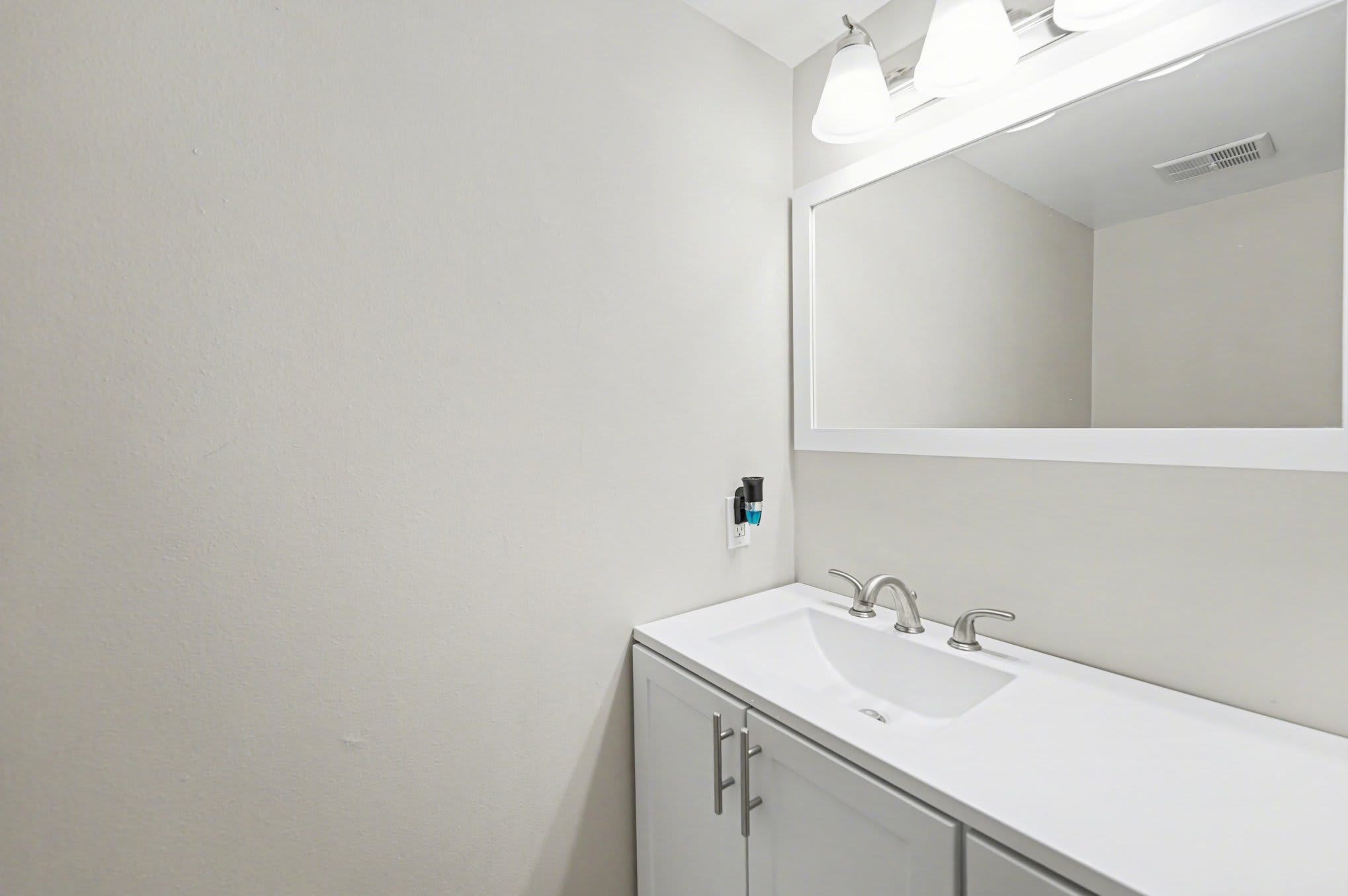 1819 Clearbrooke Dr – photo 5