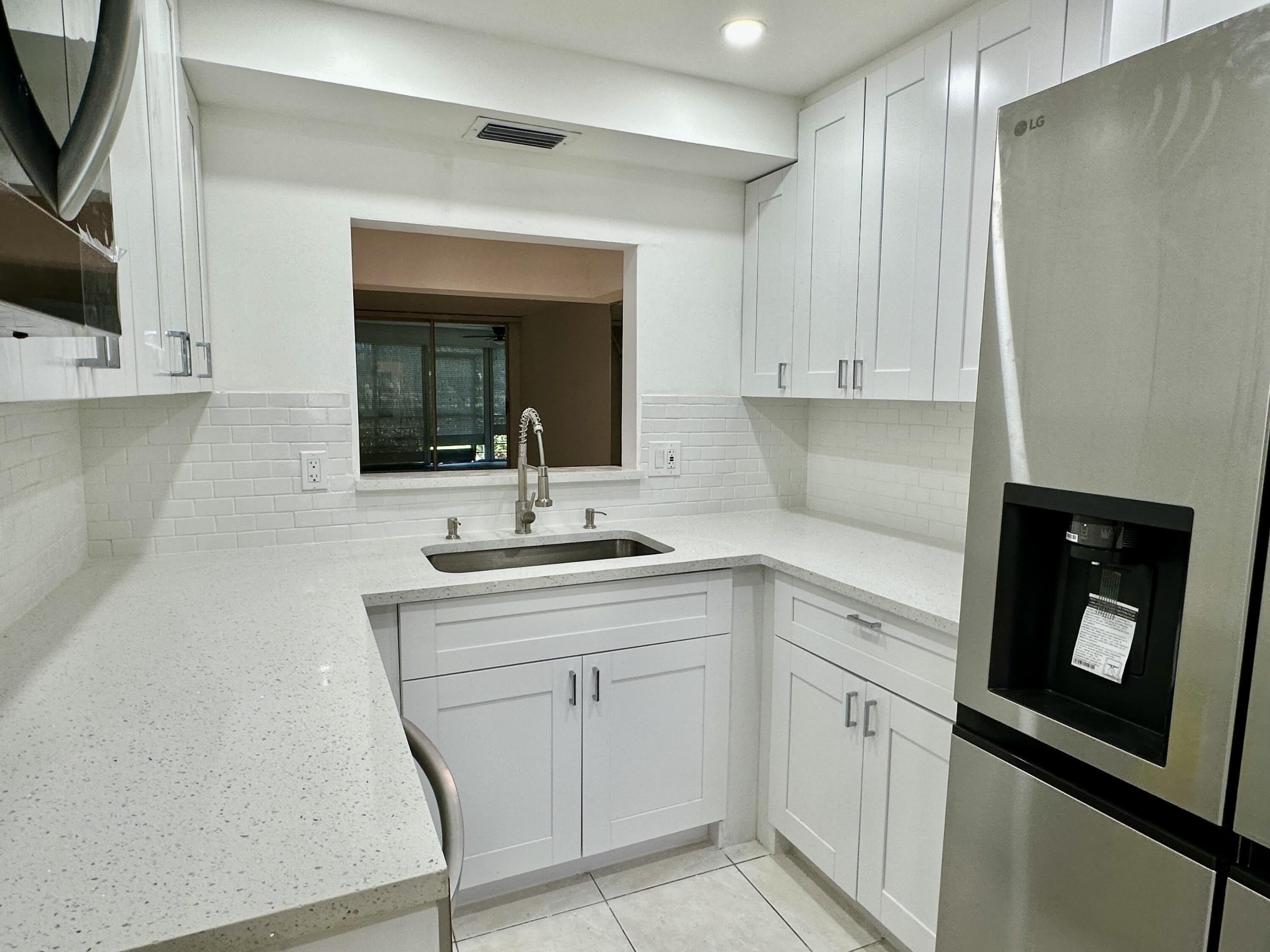 23099 BARWOOD Lane N – photo 1