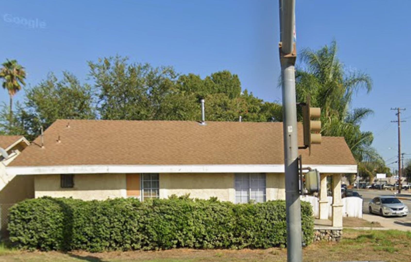 591 W. Monterey Ave – photo 2