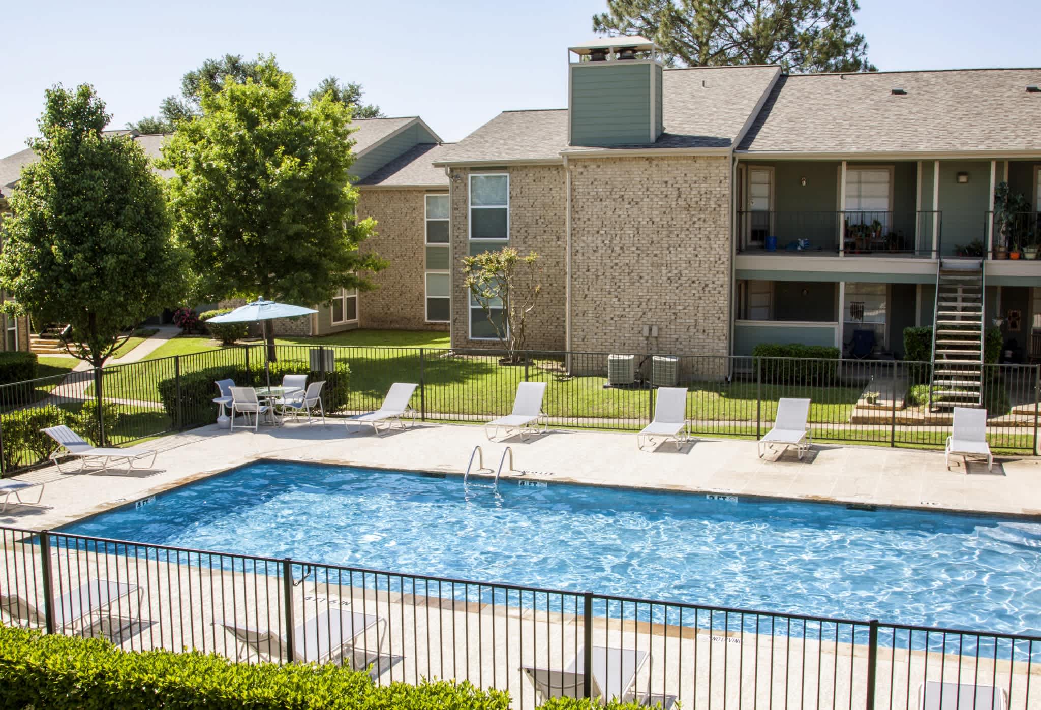 Coronado North Apartments – photo 4