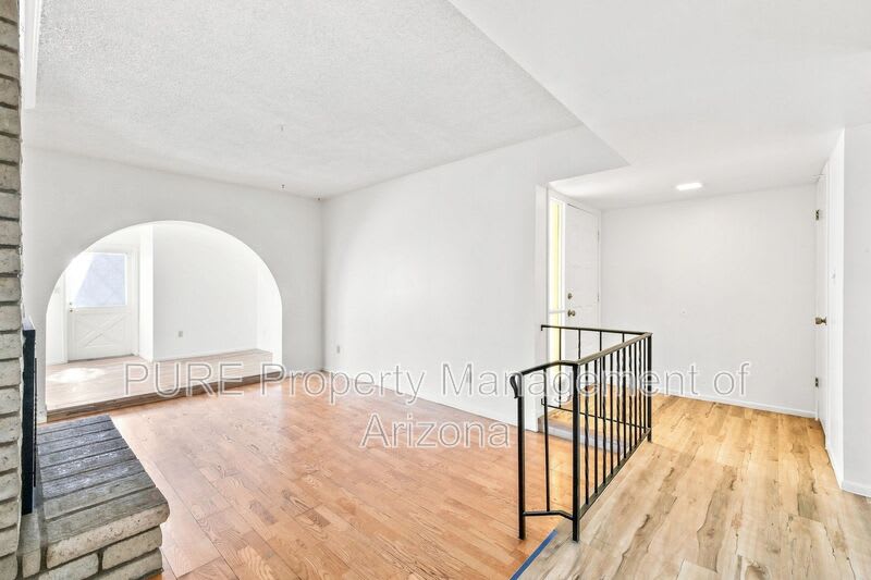 2604 W Ellis Dr – photo 2