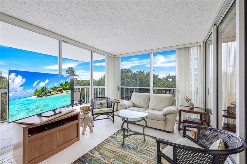 5501 Heron Point Dr – photo 2