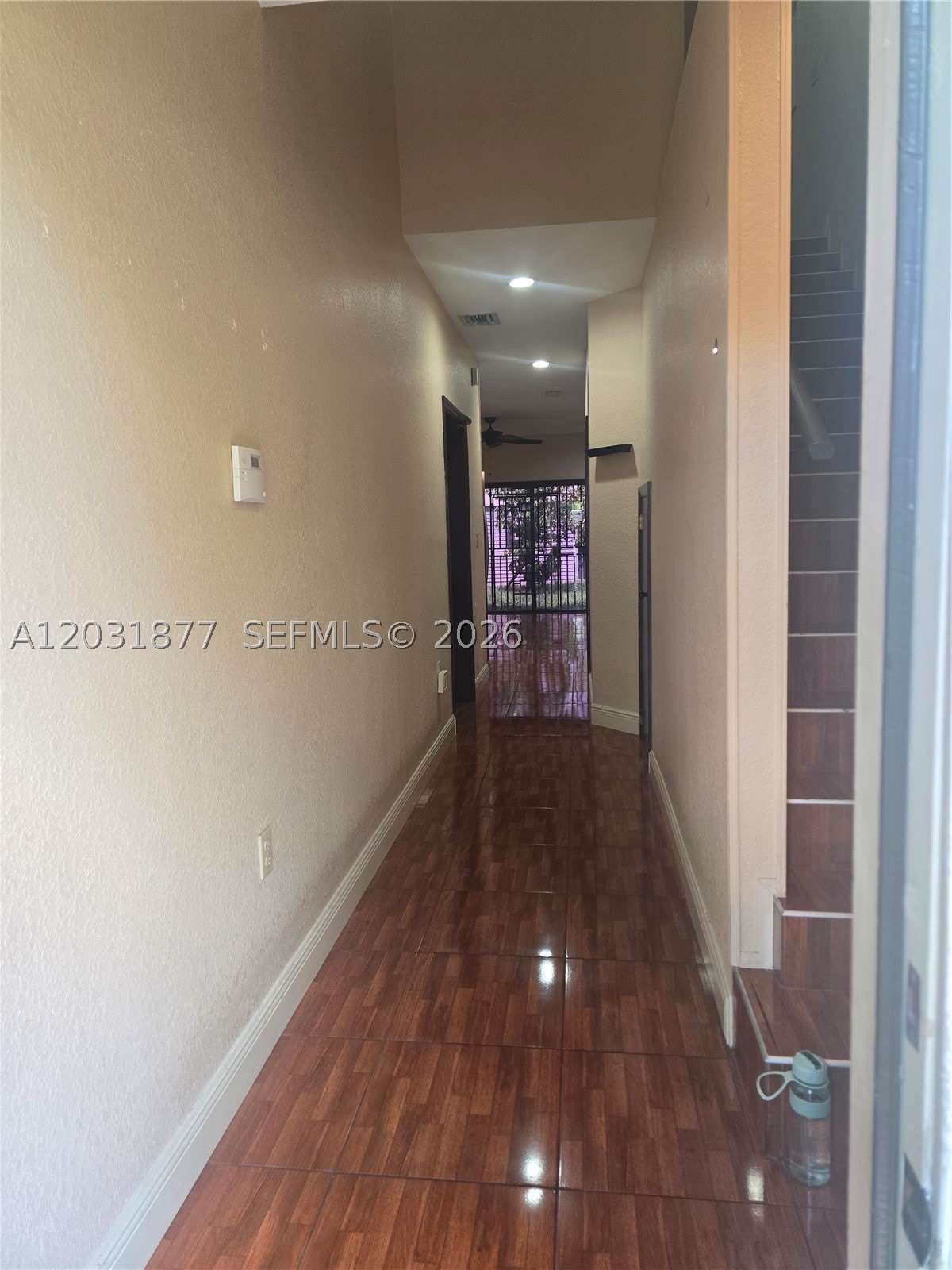 1461 SW 40th Ter – photo 3