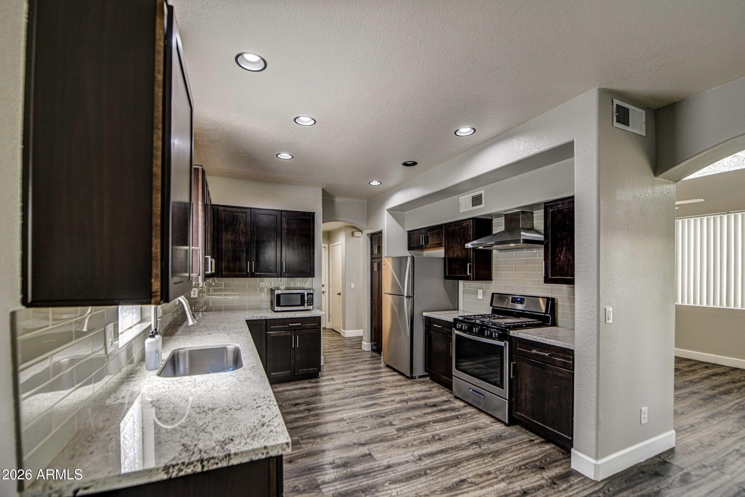 18613 N 35TH Street – photo 2