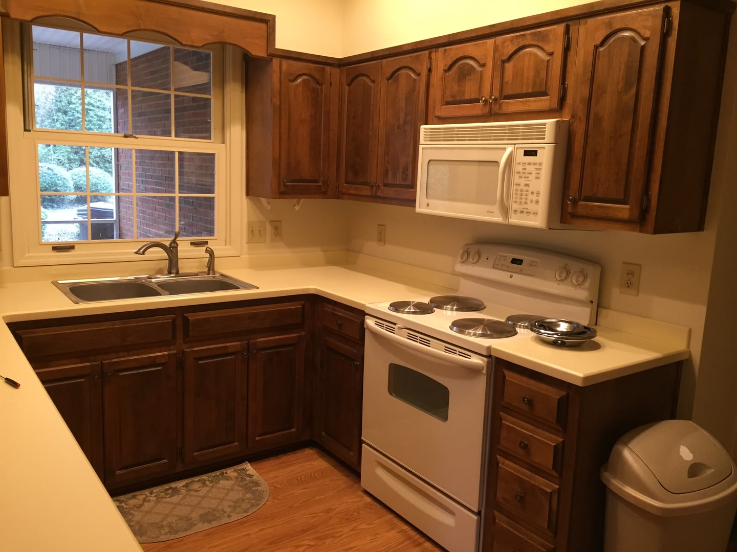 Residential Home on East University Drive!! – photo 4
