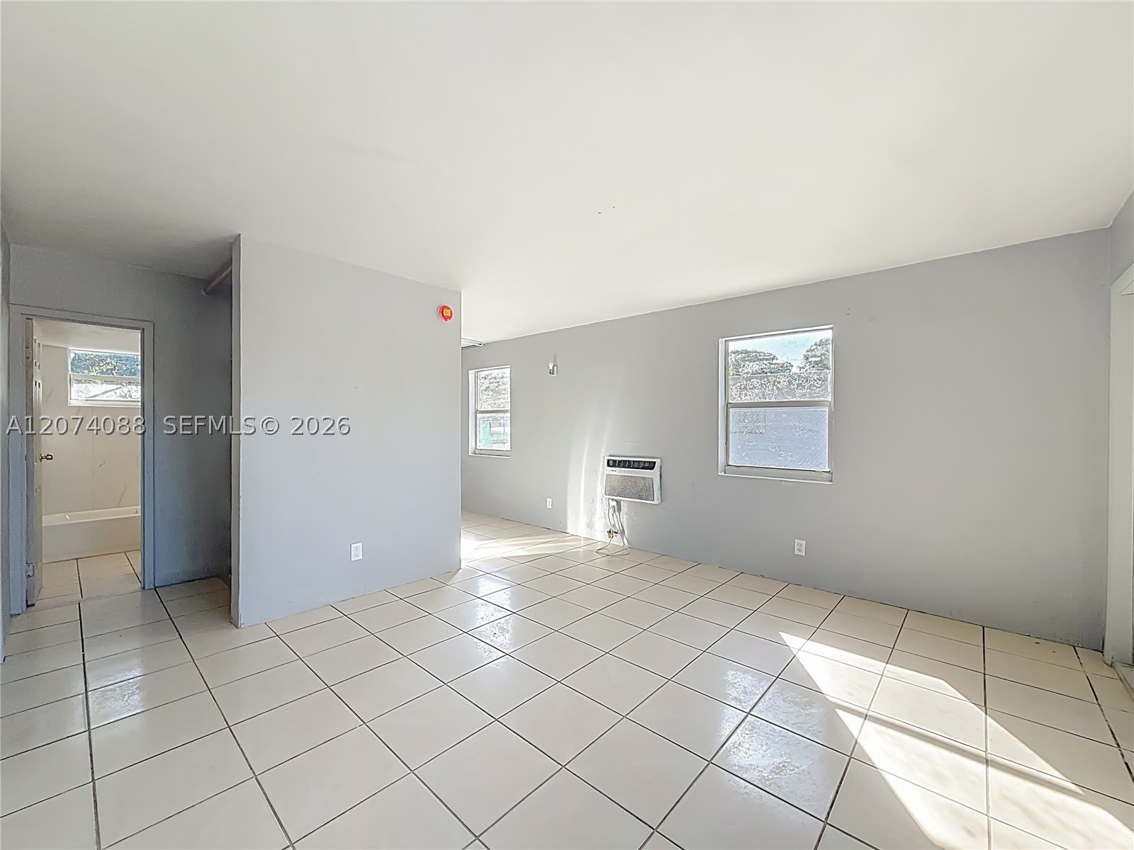 2408 NW 8th St – photo 3
