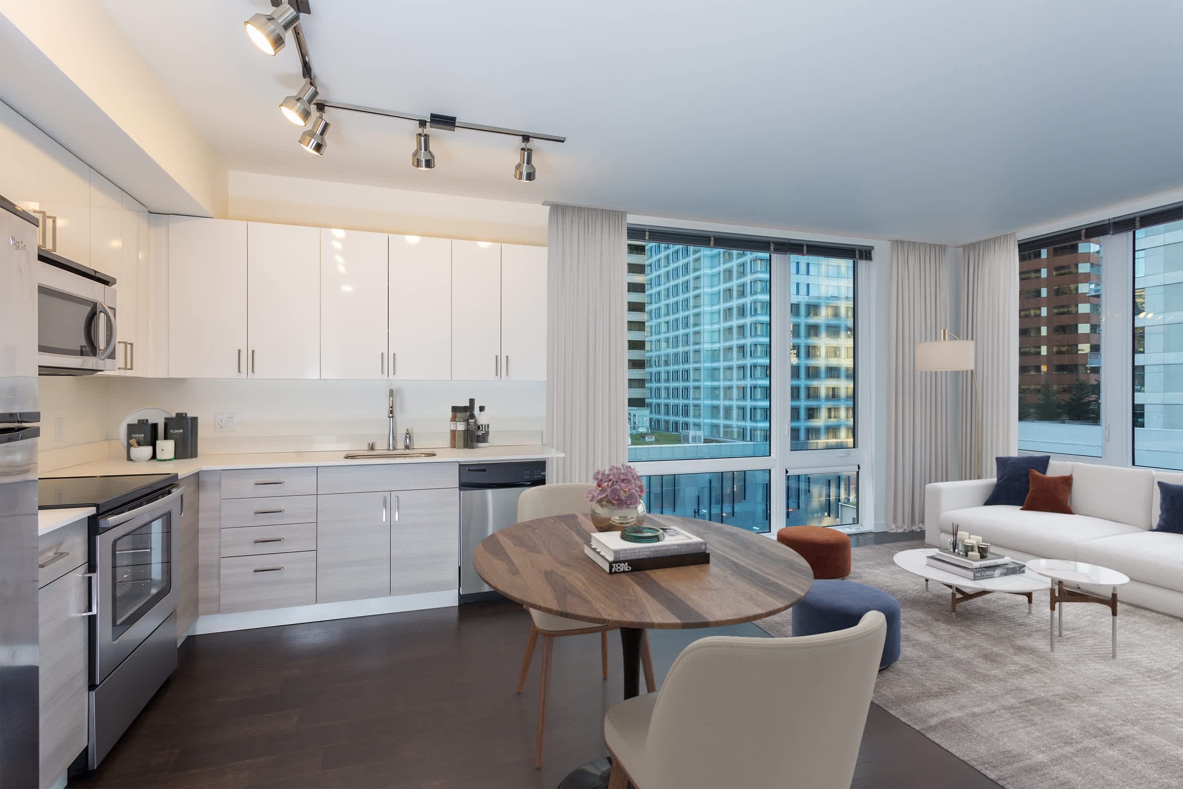 Nine and Pine Apartments – photo 2